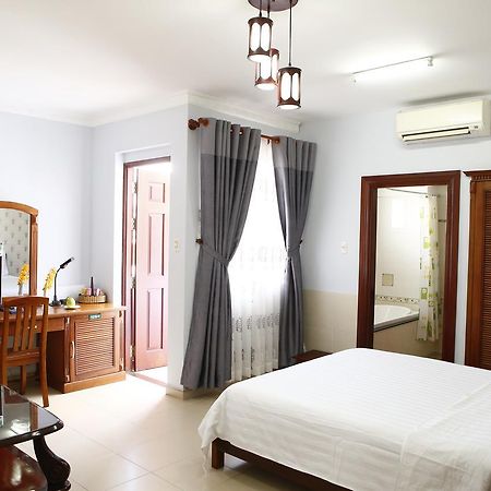 Phu An Hotel Хошимин Екстериор снимка