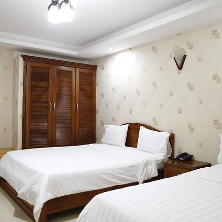 Phu An Hotel Хошимин Екстериор снимка