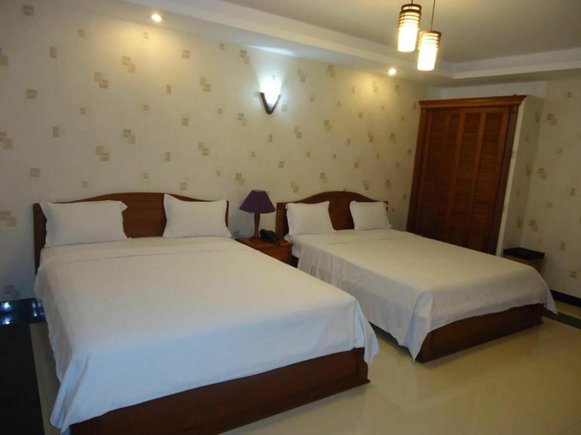 Phu An Hotel Хошимин Екстериор снимка